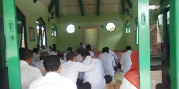 Manfaat Sholawat Nabi