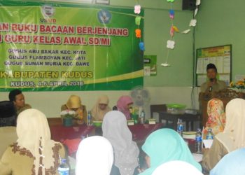 PELATIHAN BUKU BACAAN BERJENJANG BAGI GURU MI