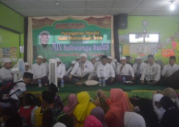 MIN ADAKAN PERINGATAN MAULID NABI MUHAMMAD SAW