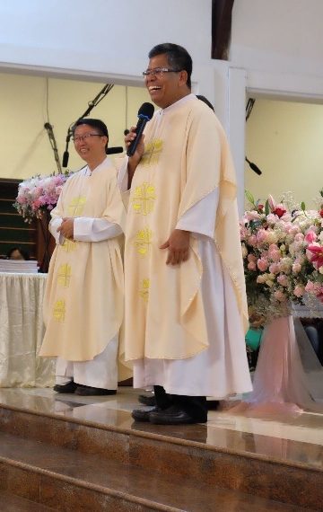 Serah Terima Jabatan Romo Kepala Paroki Gereja Katolik Santo Yohanes Evangelista Kudus