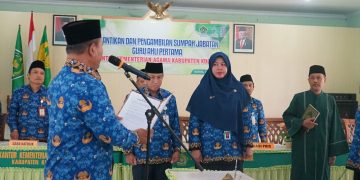 22 ASN Dilantik dan Diambil Sumpah Jabatan Fungsional Guru Pertama