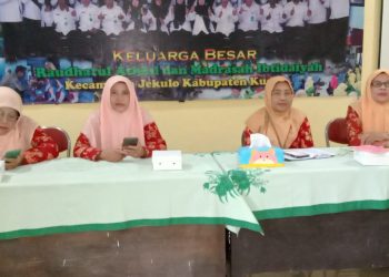 Pertemuan Anggota Dharma Wanita Persatuan KUA Kecamatan Jekulo