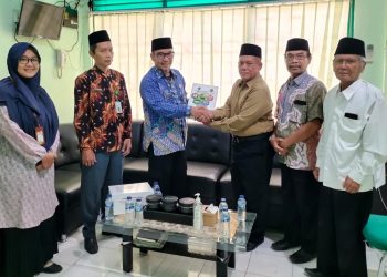 Penyerahan LPJ Penerimaan dan Pentasarufan Zakat Baznas Kab. Kudus melalui UPZ Kankemenag Kab. Kudus