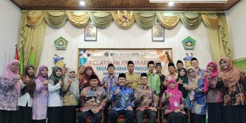 Pelatihan Program PKB MGMP Bahasa Inggris KKMTs 01 Kab. Kudus