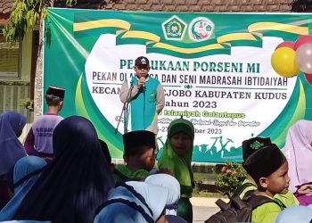 Pembukaan Porseni MI Tingkat Kecamatan Mejobo Kudus