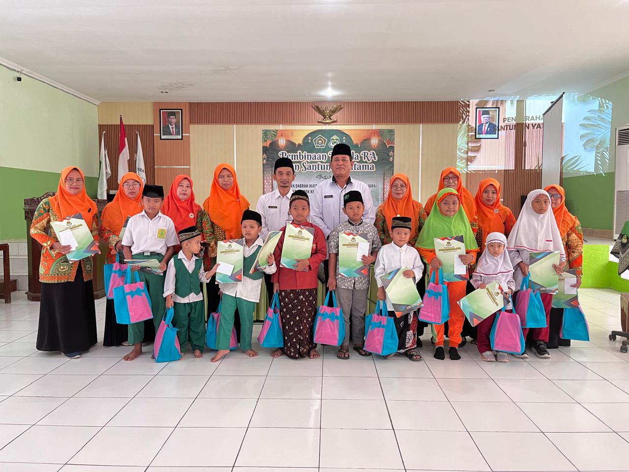 Pembinaan Kepala RA dan Santunan Yatama