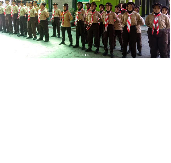 Kakankemenag Lepas Kontingen MTs Kudus untuk pelaksanaan Jambore