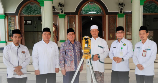 Pelayanan Pengukuran Arah Kiblat di Masjid Jami’ At Taqwa Krandon