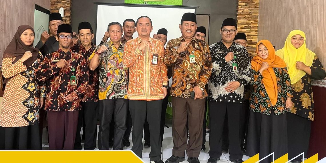 Pembukaan Uji Kompetensi PNS, Kabag TU Berikan Arahan Singkat