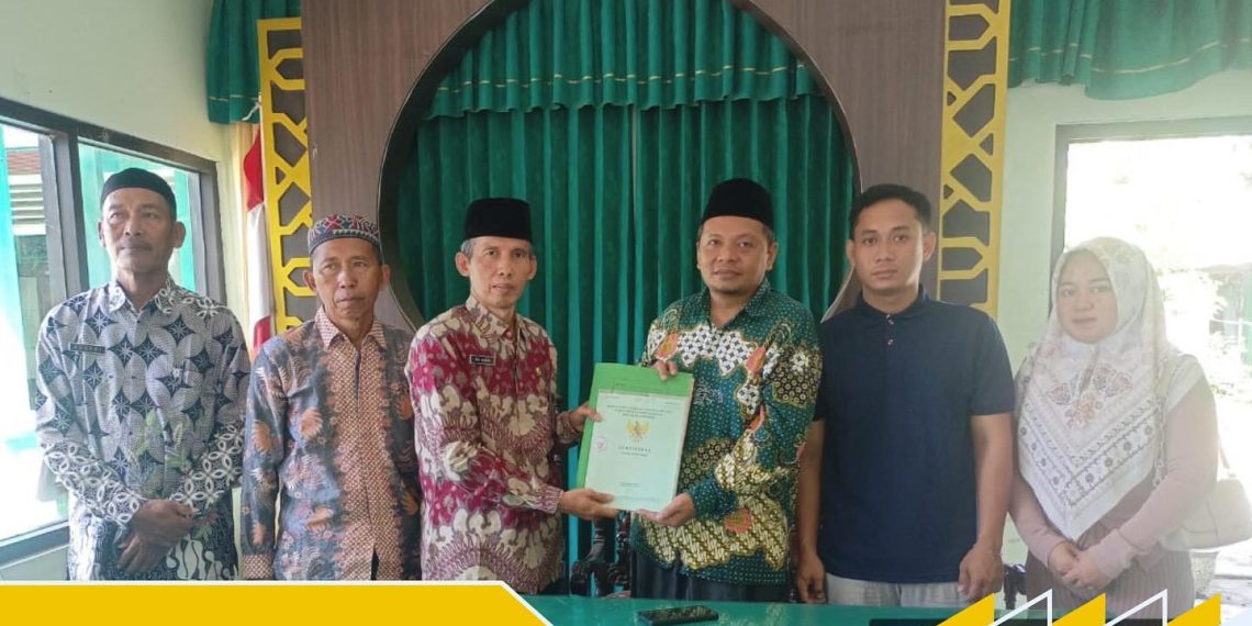 Ikrar Wakaf Tanah untuk Musala Darussalam dan Pendidikan di Desa Jetis Kapuan