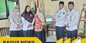 UPZ Kankemenag Kudus Salurkan Bantuan Bencana Angin Puting Beliung di RA NU Manafiul Ulum