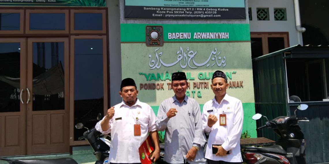 Seksi PD Pontren Lakukan Monev ANBK di PTPA Yanaabiiul Qur’an Gebog