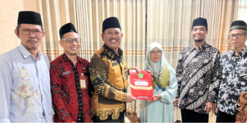 Kepala Kankemenag Kabupaten Kudus Melepas Peserta PORSADIN VII ke Tingkat Nasional