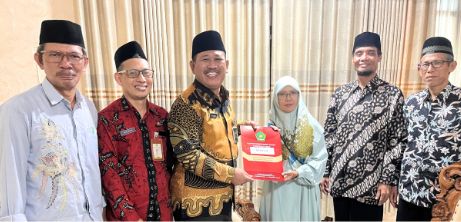 Kepala Kankemenag Kabupaten Kudus Melepas Peserta PORSADIN VII ke Tingkat Nasional