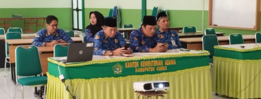 Zoom Pembinaan ASN Oleh Kanwil Kemenag Provinsi Jateng