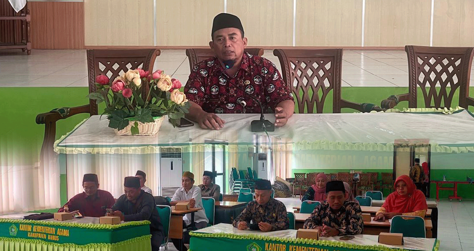 Rapat Evaluasi Seksi PD Pontren Finalisasi EMIS