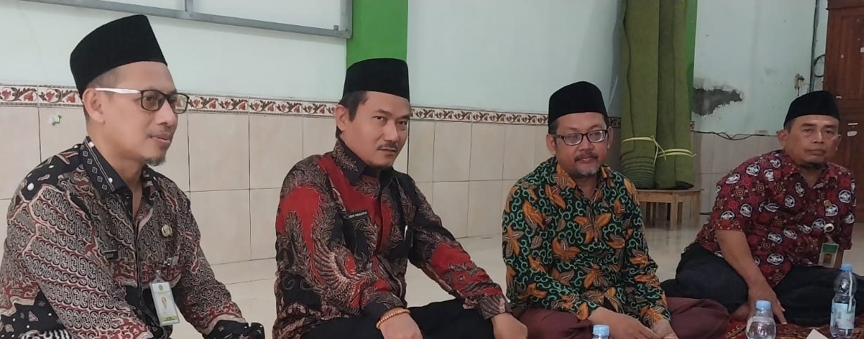 Kasi PD Pontren Dampingi Kabid Pontren Lakukan Visitasi ke Ponpes Yasin