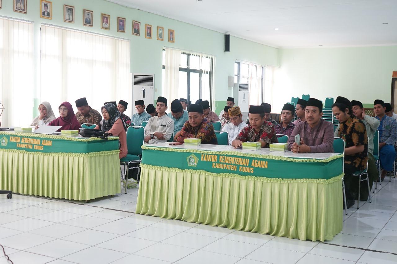 Pastikan Keaktifan Lembaga, Seksi PD Pontren Kemenag Kabupaten Kudus Adakan Finalisasi Data Emis Semester Genap