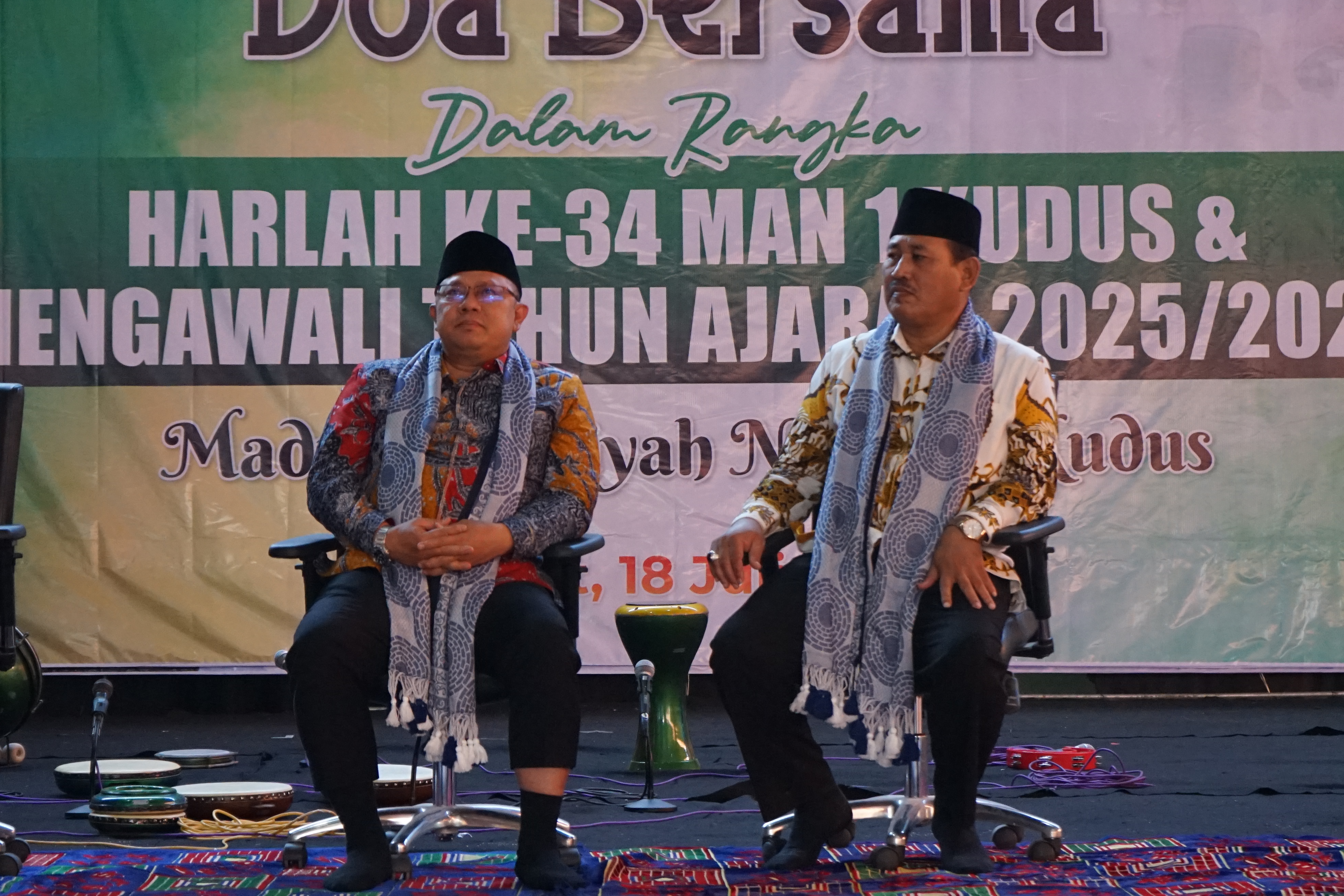 Dampingi Kakanwil Jateng, Kakankemenag Kudus Apresiasi MAN 1 Kudus dalam Perayaan Harlah ke-34