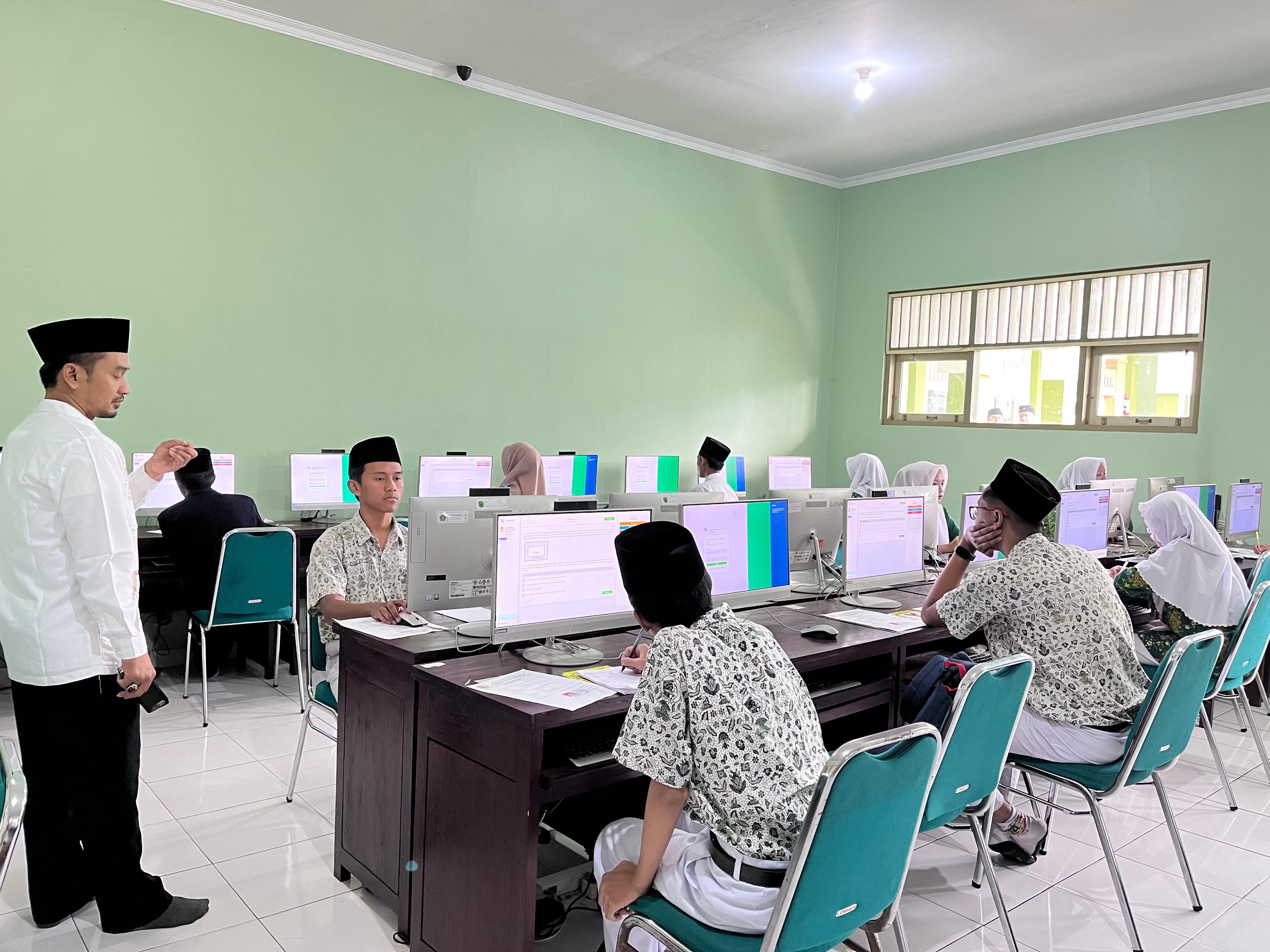 1.166 Siswa Madrasah di Kudus Ikuti Uji Coba OMI 2025